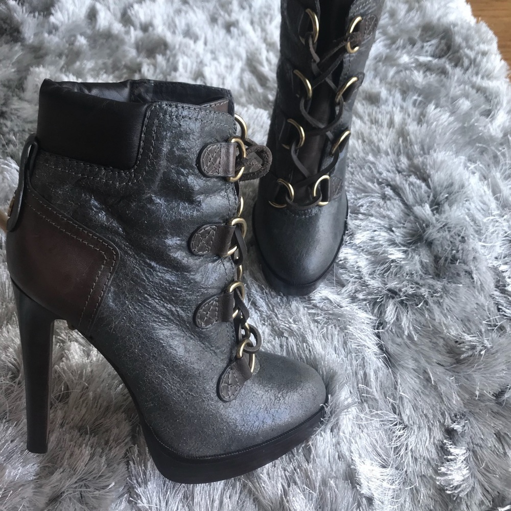 Tory Burch Boots